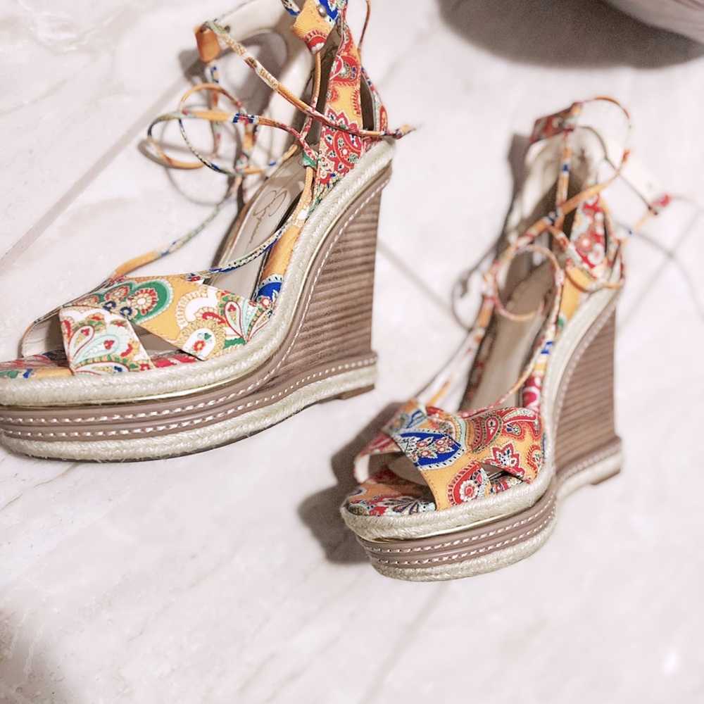 💕 Jessica Simpson multicolor wedge heels beach vibes💕